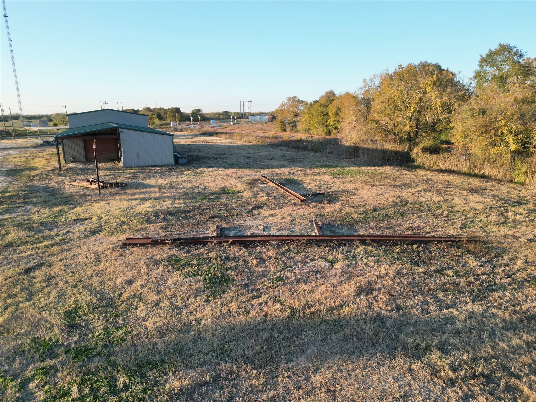 9477 County Road 420 Navasota, TX 77868 - Photo 9 of 25 a view of a yard with an outdoor space