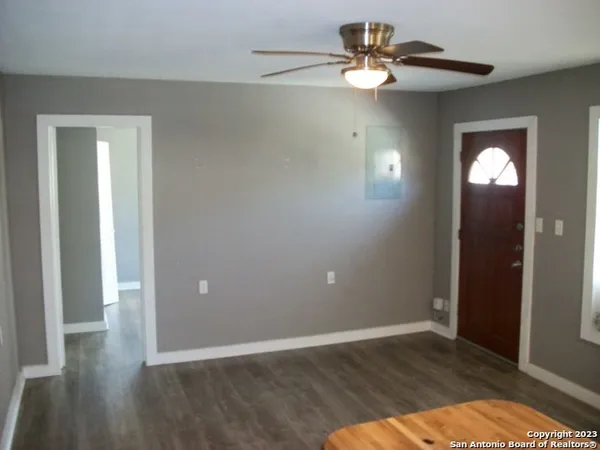 $1,200 | 340 McKinley Avenue, Unit 1, San Antonio, TX 78210