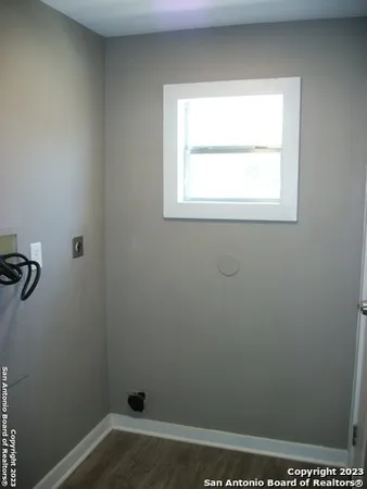 $1,200 | 340 McKinley Avenue, Unit 1, San Antonio, TX 78210