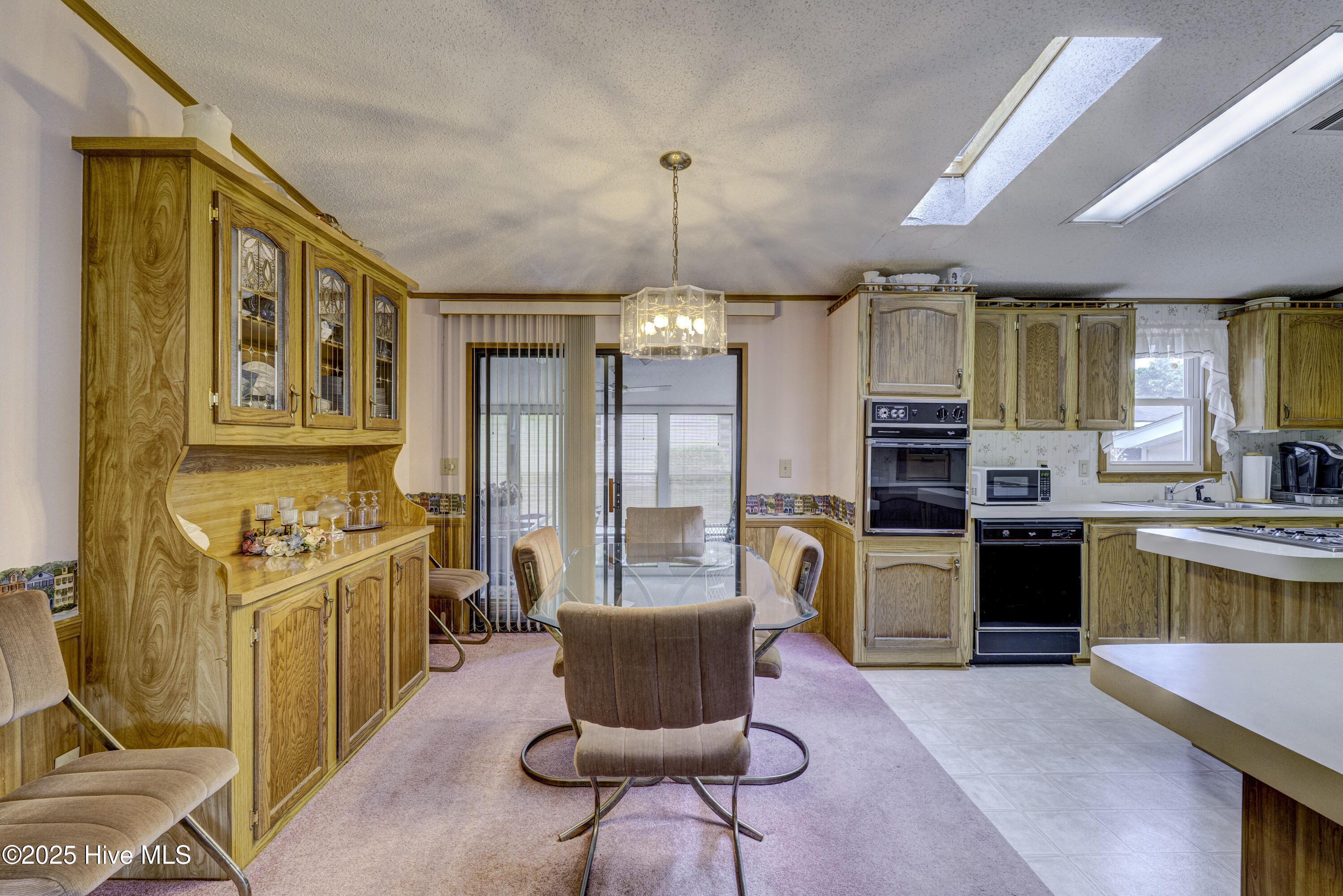 609 Outrigger Court Hampstead, NC 28443 - Photo 10 of 37 609OutriggerFinal-21