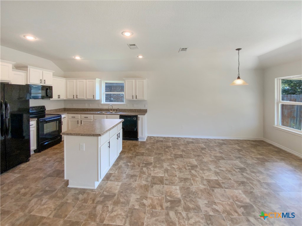 6830 Ambrose Circle Temple, TX 76502 - Photo 12 of 17