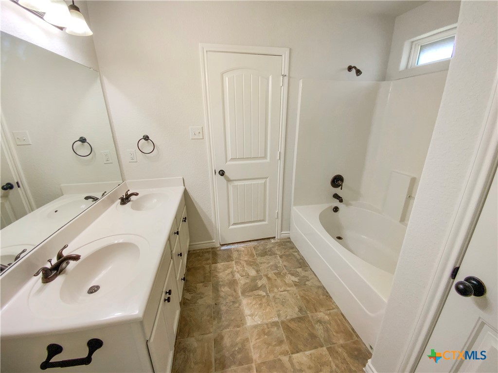 6830 Ambrose Circle Temple, TX 76502 - Photo 13 of 17