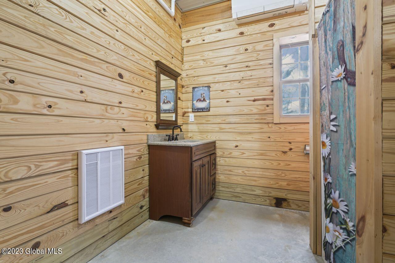 578 Terrace Mountain Road Schoharie, NY 12157 - Photo 20 of 147 Barn bathroom