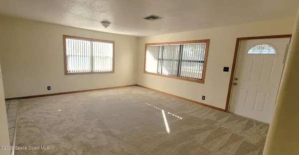 $1,650 | 1048 Hazelwood Drive, Melbourne, FL 32935
