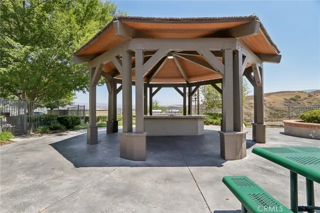 $784,000 | 27220 Sterling Grove Lane, Canyon Country, CA 91387