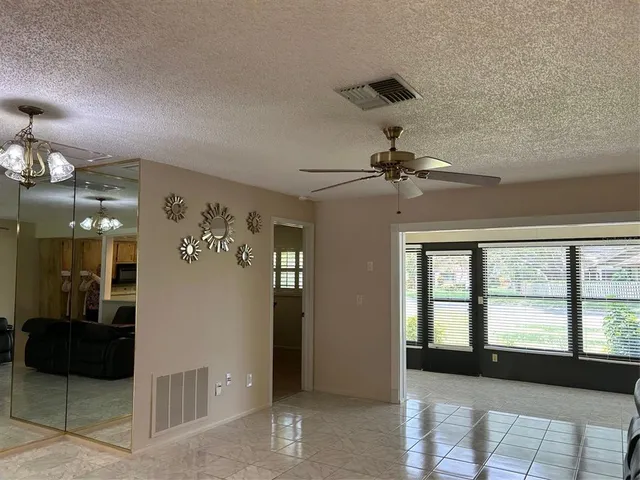 $189,000 | 2567 Oakleaf Lane, Unit 41B, Clearwater, FL 33763