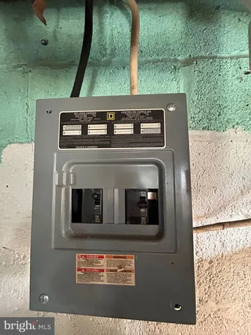 $89,000 | 2 Evergreen Terrace, Cumberland, MD 21502