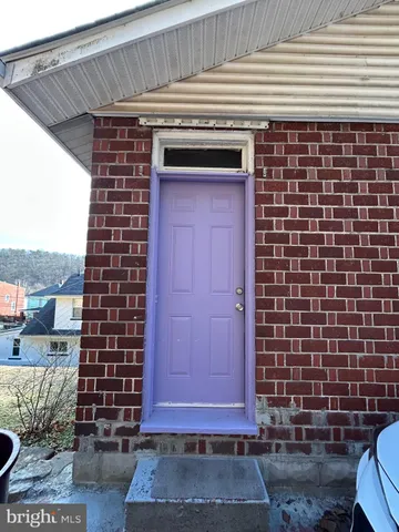 $89,000 | 2 Evergreen Terrace, Cumberland, MD 21502