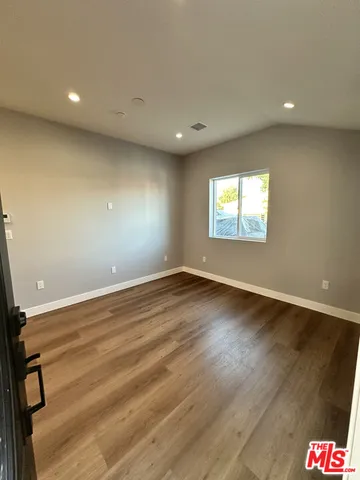 $2,300 | 6925 Gazette Avenue, Winnetka, CA 91306