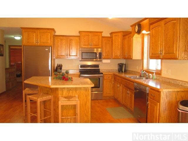275 Ridge Way Holdingford, MN 56340 - Photo 7 of 18 Gallery Image 7