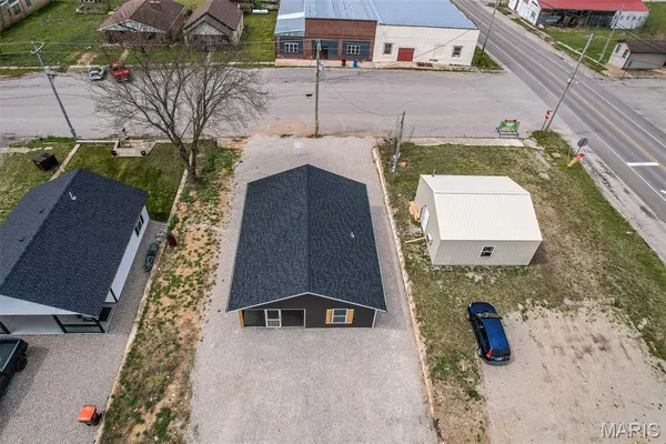 $165,500 | 103 South Main Street, Conway, MO 65632