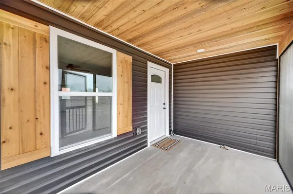 $165,500 | 103 South Main Street, Conway, MO 65632