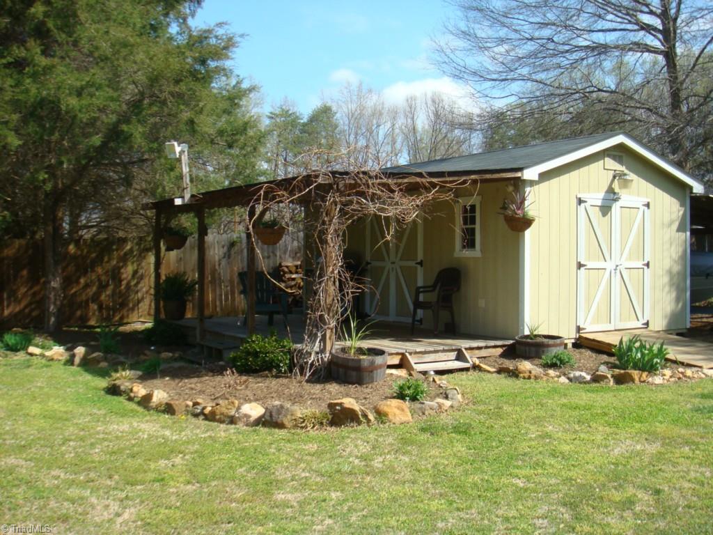 7420 Moravian Church Road Oak Ridge, NC 27310 - Photo 9 of 17