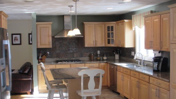 35 Spencer Knowles Road Rowley, MA 01969 - Photo 7 of 28 Gallery Image 7