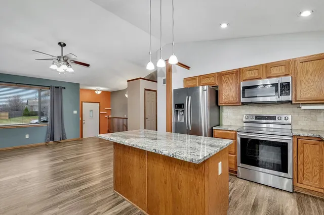 $230,000 | 2804 Rushwood Drive, Augusta, KS 67010