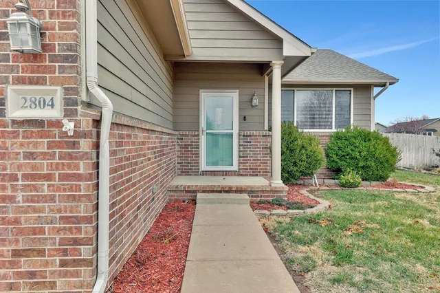 $230,000 | 2804 Rushwood Drive, Augusta, KS 67010