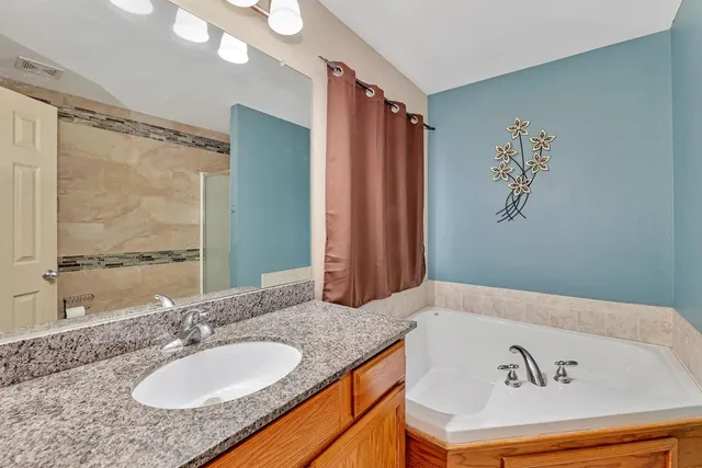 $230,000 | 2804 Rushwood Drive, Augusta, KS 67010