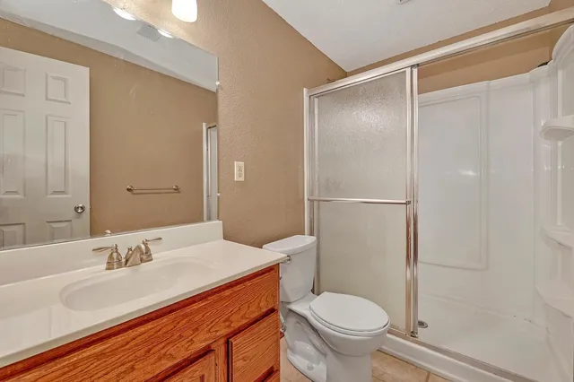 $230,000 | 2804 Rushwood Drive, Augusta, KS 67010