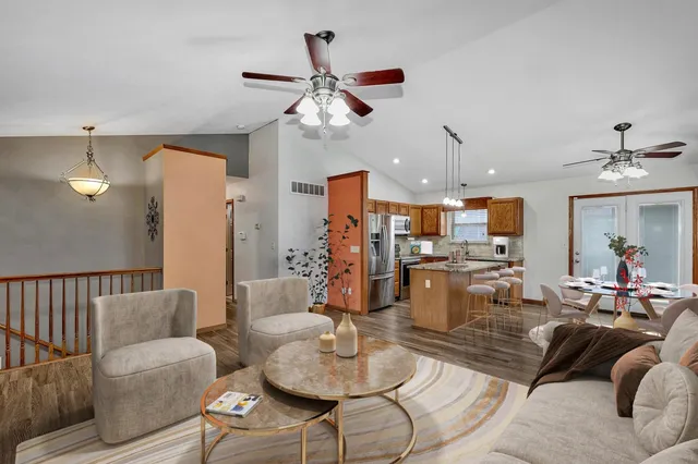 $230,000 | 2804 Rushwood Drive, Augusta, KS 67010