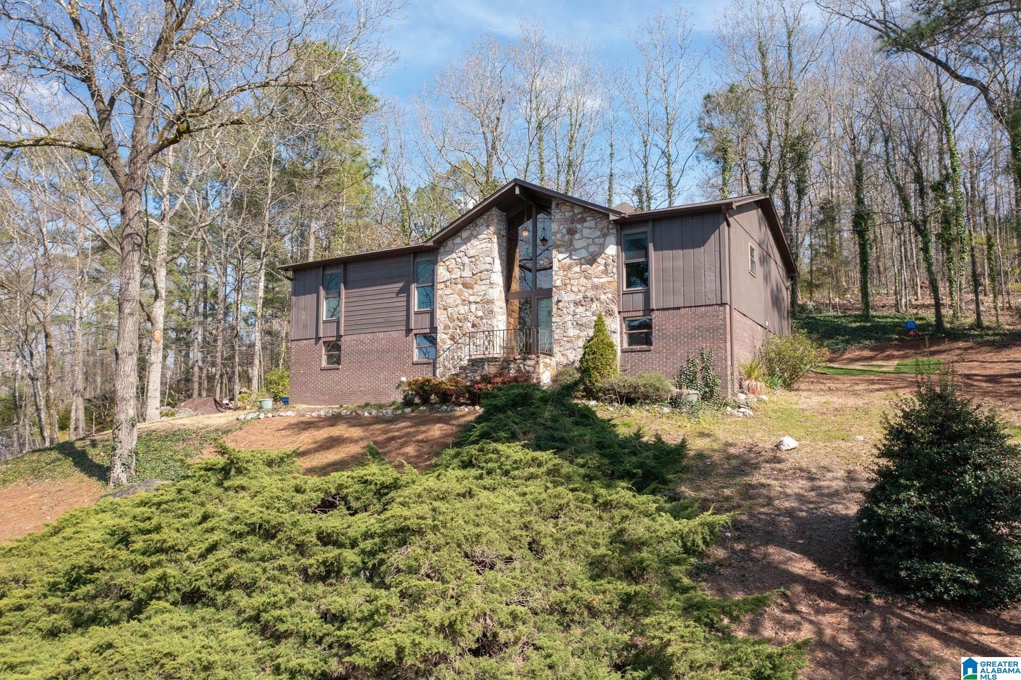 1409 Old Boston Road Alabaster, AL 35007 - Photo 3 of 31