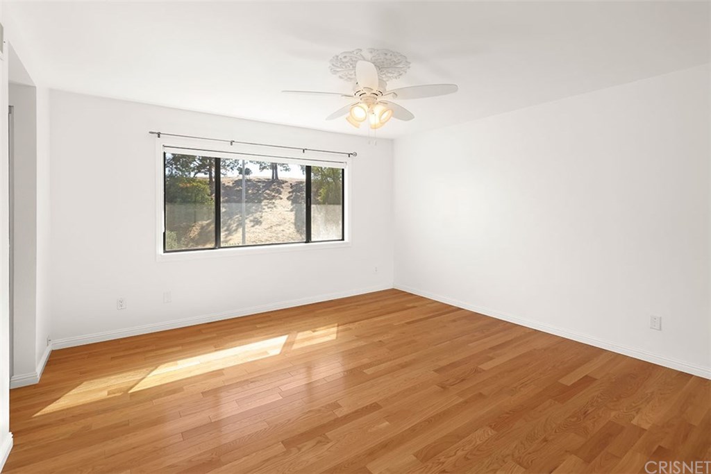 18901 Braemore Road Porter Ranch, CA 91326 - Photo 14 of 19