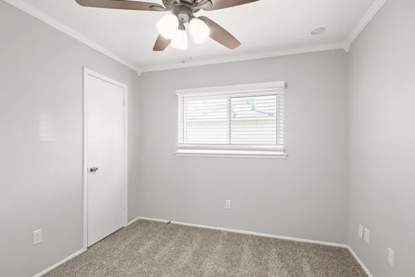 $268,500 | 35 North Wavy Oak Circle, The Woodlands, TX 77381