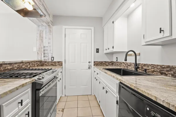 $268,500 | 35 North Wavy Oak Circle, The Woodlands, TX 77381