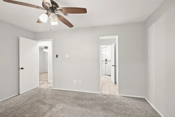 $268,500 | 35 North Wavy Oak Circle, The Woodlands, TX 77381