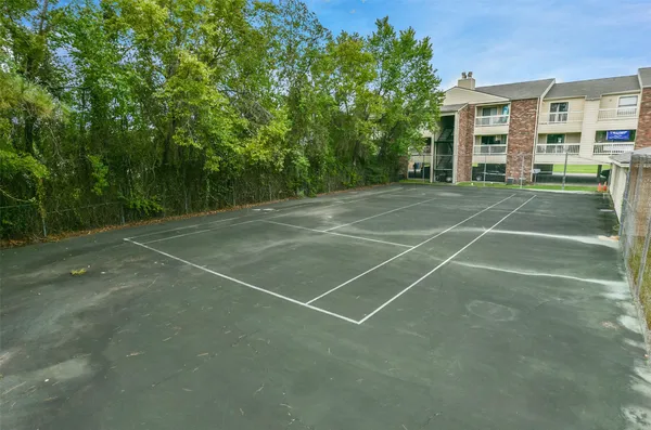 a view of a tennis court