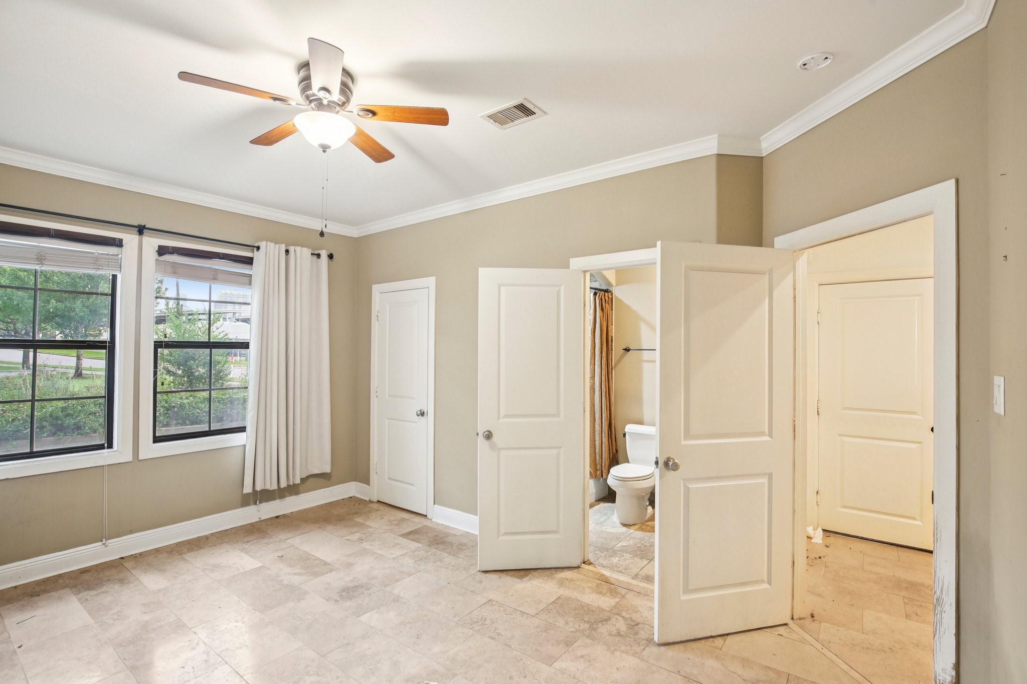 3930 Feagan Street Houston, TX 77007 - Photo 12 of 28