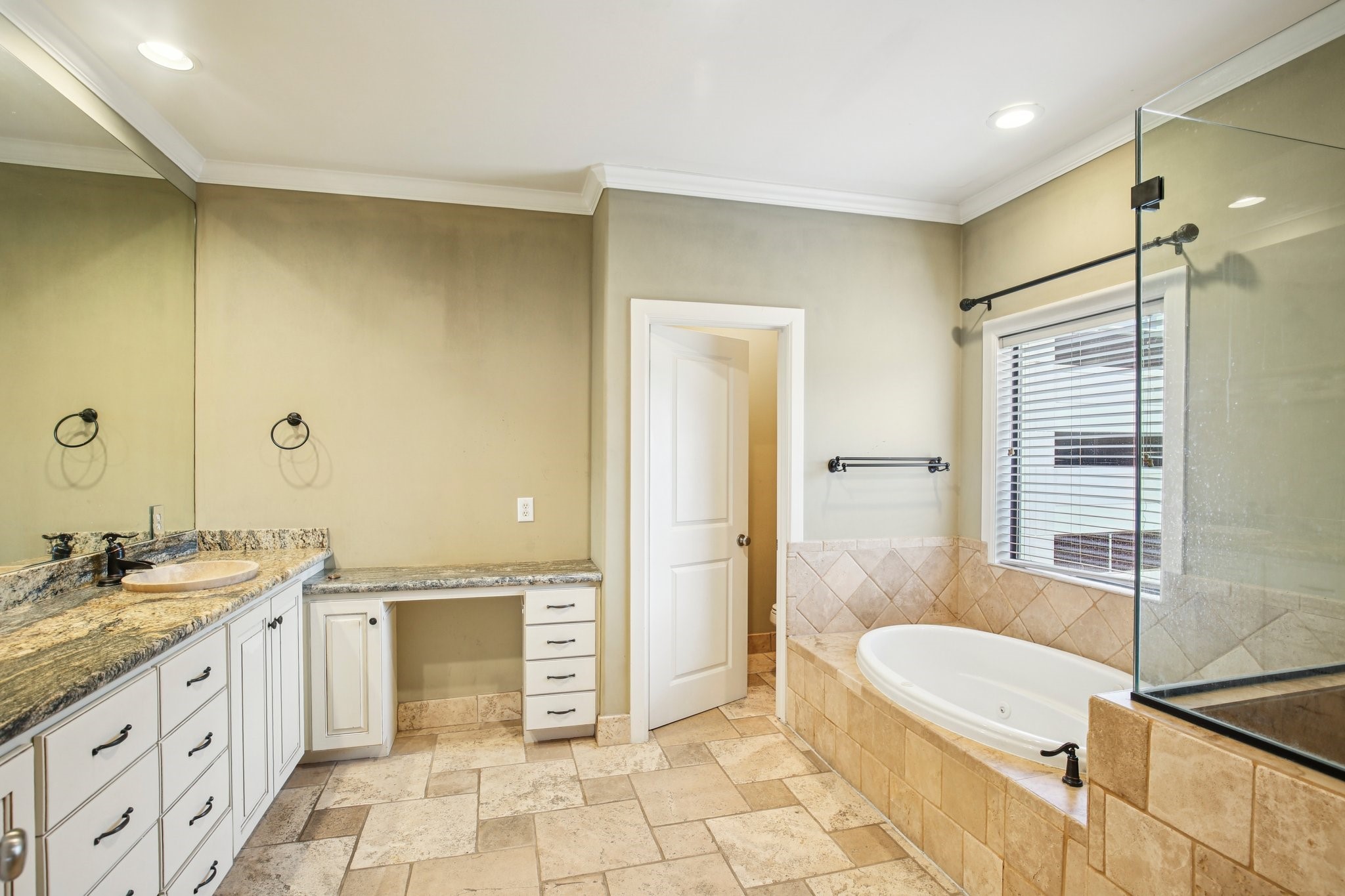 3930 Feagan Street Houston, TX 77007 - Photo 16 of 28