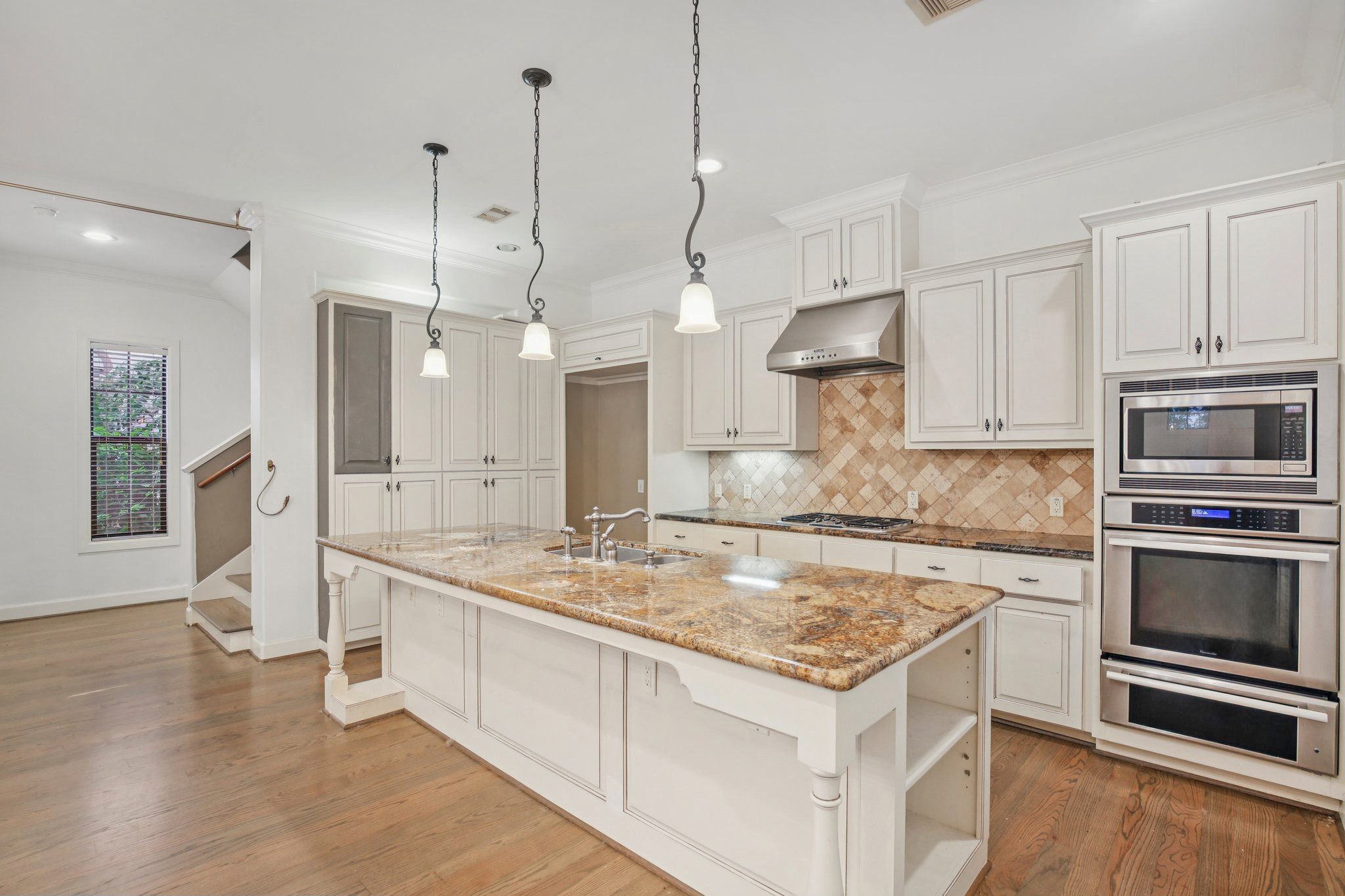 3930 Feagan Street Houston, TX 77007 - Photo 6 of 28