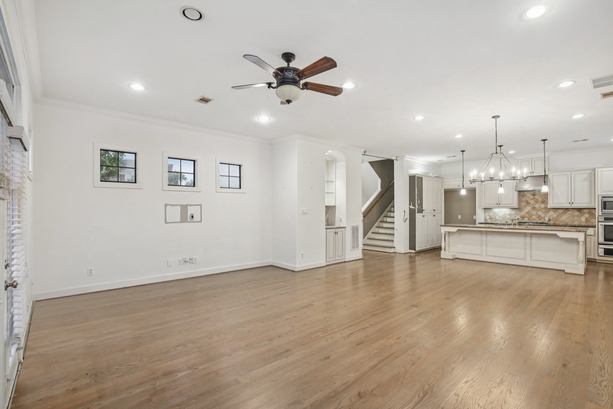 3930 Feagan Street Houston, TX 77007 - Photo 9 of 28