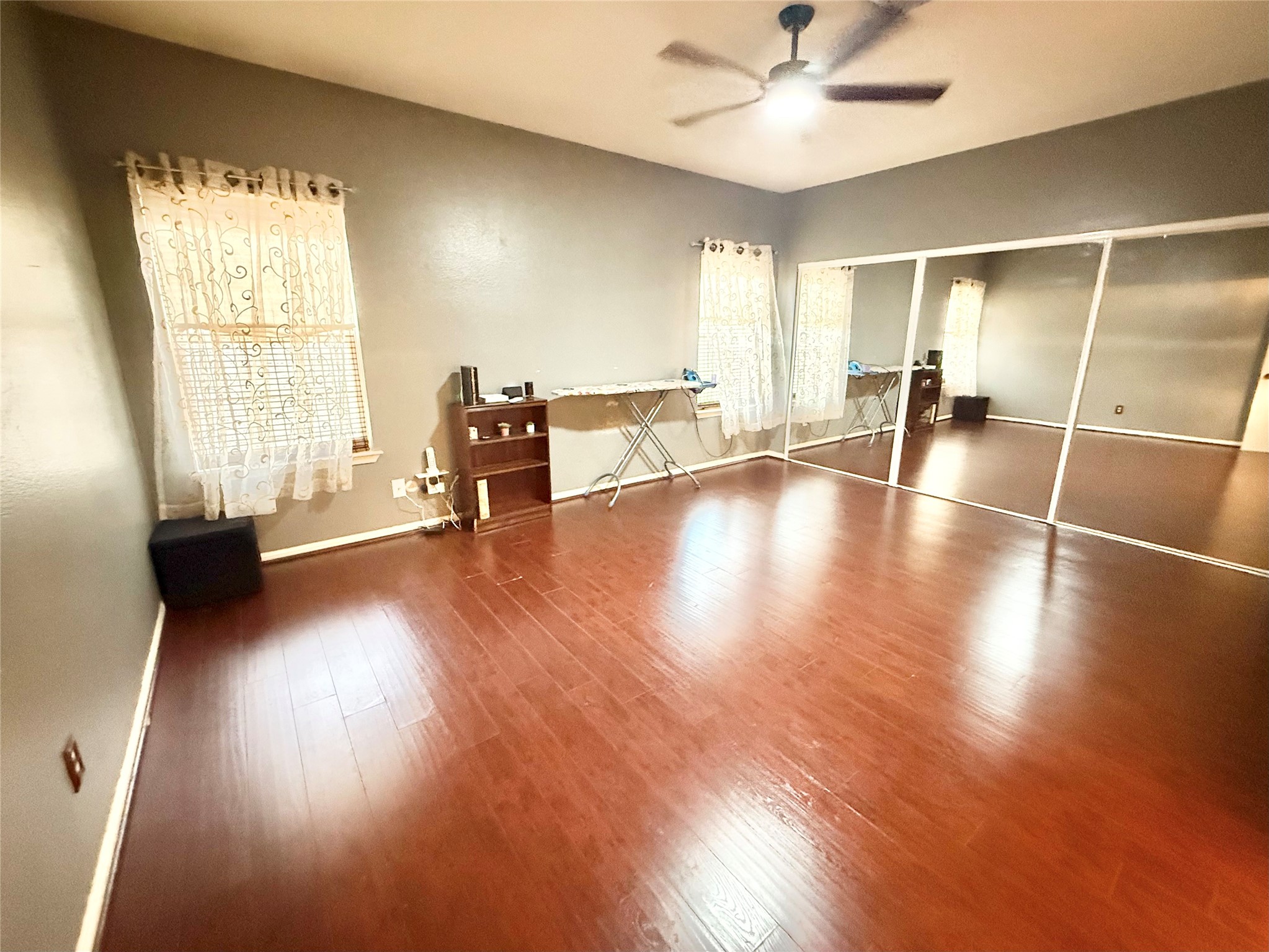 6000 Reims Road, Unit 3010 Houston, TX 77036 - Photo 18 of 28 Secondary Bedroom