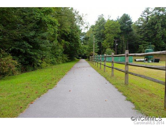 200 Fisher Road Brevard, NC 28712 - Photo 2 of 24 Gallery Image 2