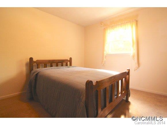 200 Fisher Road Brevard, NC 28712 - Photo 13 of 24 Gallery Image 13