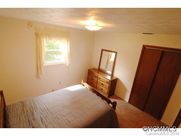 200 Fisher Road Brevard, NC 28712 - Photo 14 of 24 Gallery Image 14