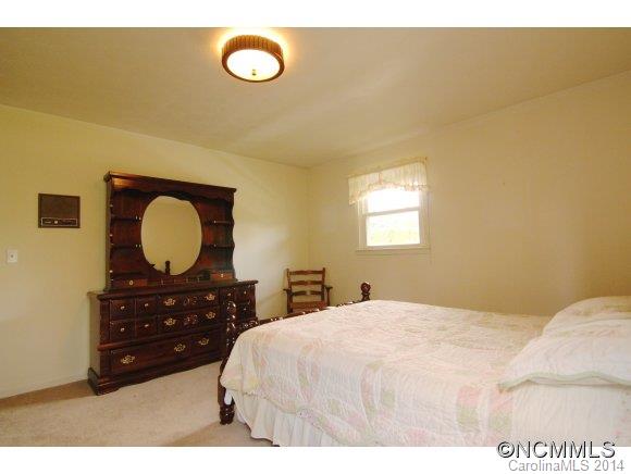 200 Fisher Road Brevard, NC 28712 - Photo 18 of 24 Gallery Image 18