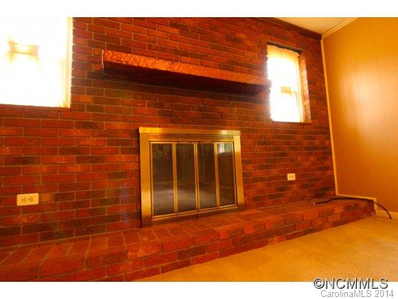 200 Fisher Road Brevard, NC 28712 - Photo 3 of 24 Gallery Image 3