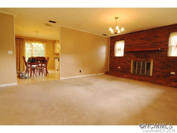 200 Fisher Road Brevard, NC 28712 - Photo 4 of 24 Gallery Image 4