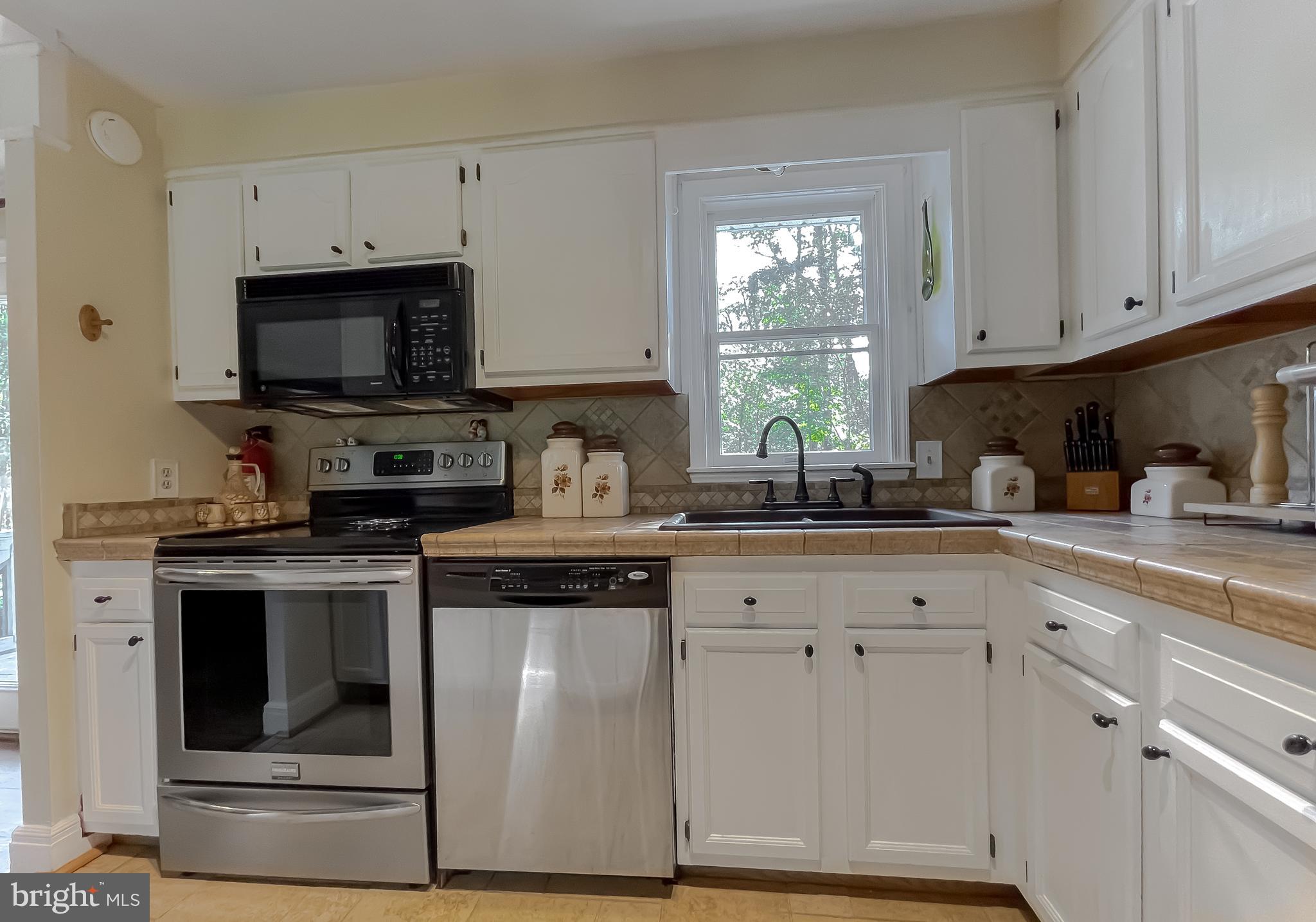 1090 Coster Road Lusby, MD 20657 - Photo 16 of 56