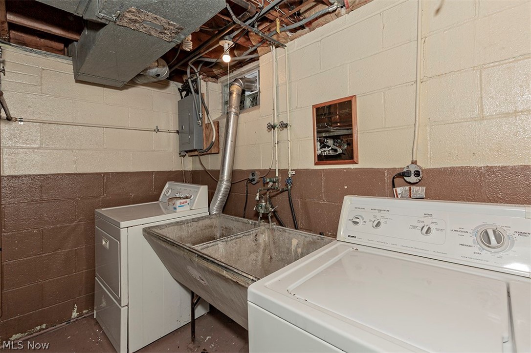 4952 Fairlawn Road Cleveland, OH 44124 - Photo 32 of 35 Gallery Image 32