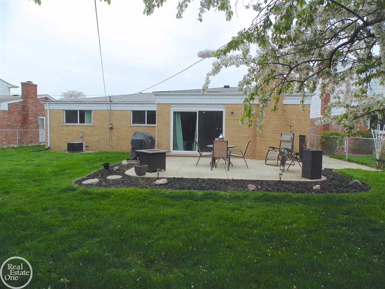 3643 Common Road Warren, MI 48092 - Photo 26 of 30 Gallery Image 26
