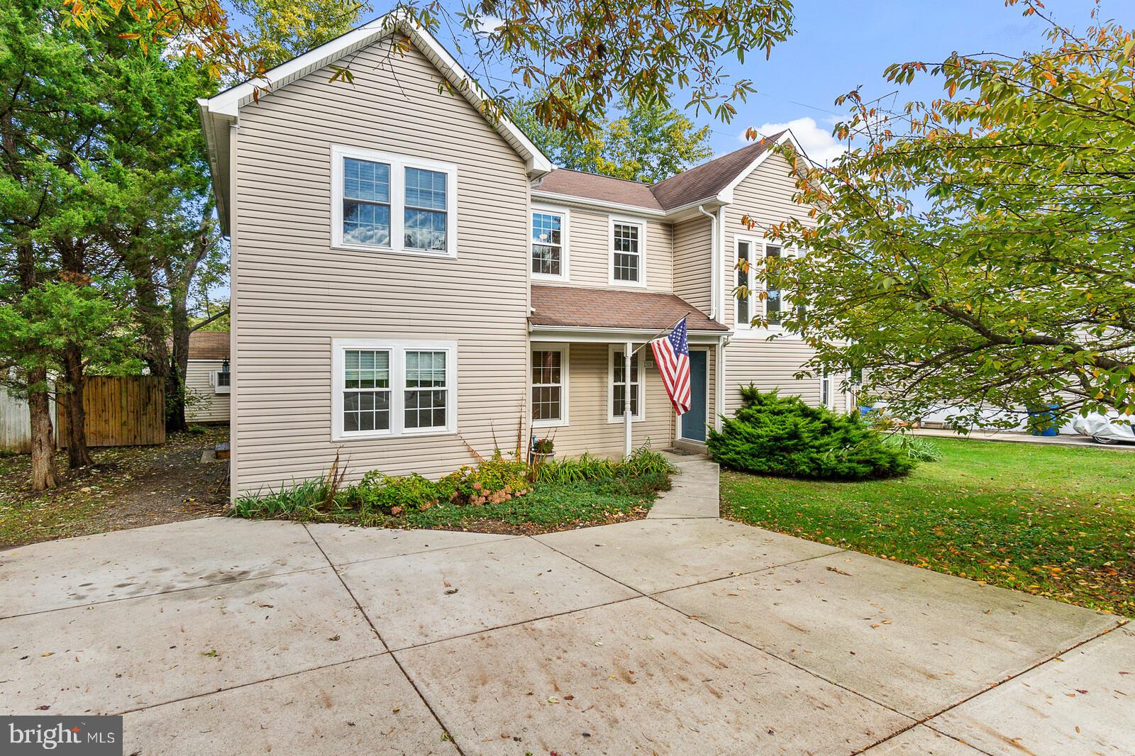 1324 Mistyvale Street, Herndon, VA 20170 Compass