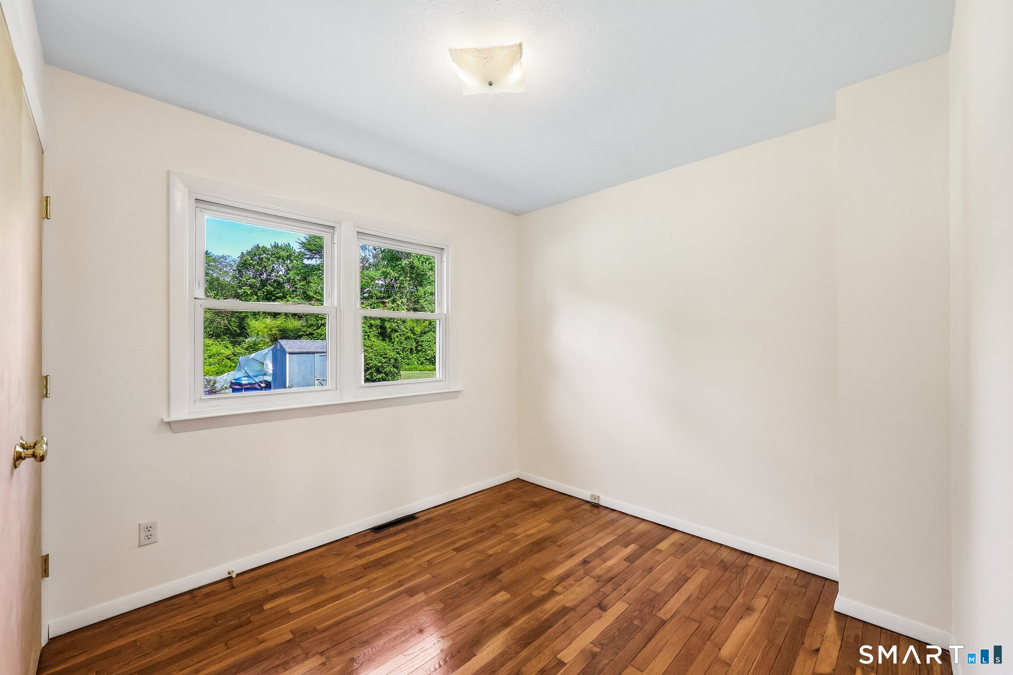 53 Chalker Beach Road Old Saybrook, CT 06475 - Photo 15 of 24 Third bedroom.