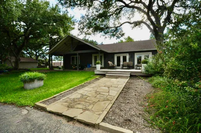 $3,600 | 3003 Burleson Road, Austin, TX 78741