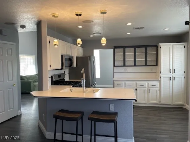 $2,250 | 2420 Pebble Springs Court, Henderson, NV 89074