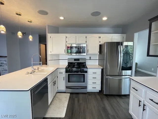 $2,250 | 2420 Pebble Springs Court, Henderson, NV 89074