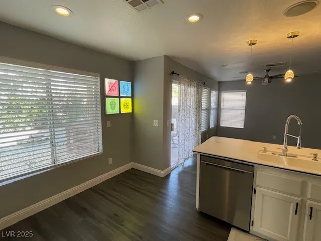 $2,250 | 2420 Pebble Springs Court, Henderson, NV 89074