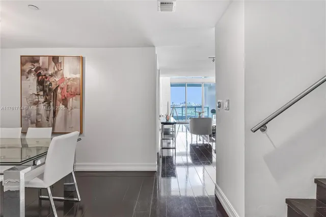 $9,000 | 900 Biscayne Boulevard, Unit 909, Miami, FL 33132